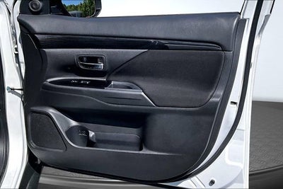 2018 Mitsubishi Outlander ES