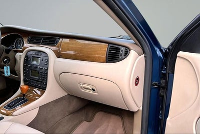 2002 Jaguar X-TYPE Base