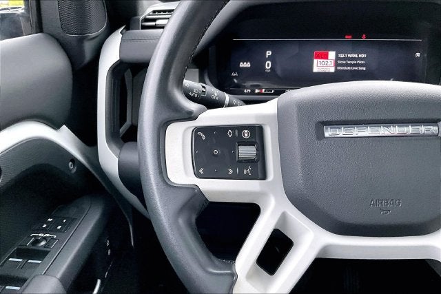 2025 Land Rover Defender S