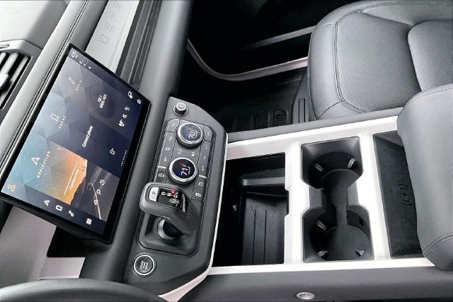 2025 Land Rover Defender S