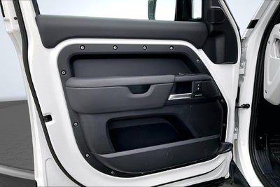 2025 Land Rover Defender S