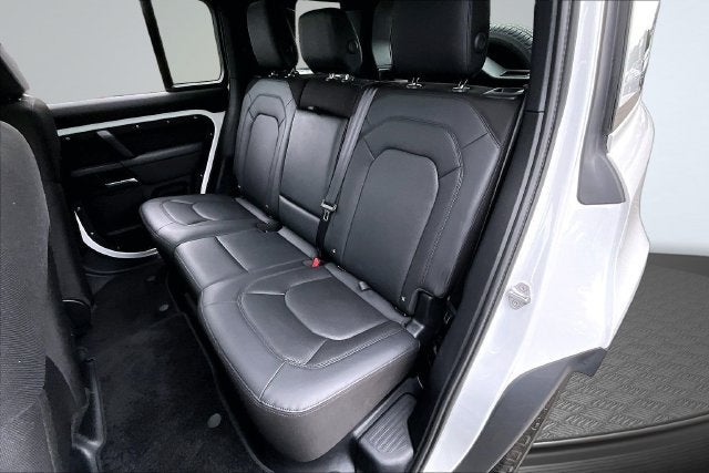 2025 Land Rover Defender S