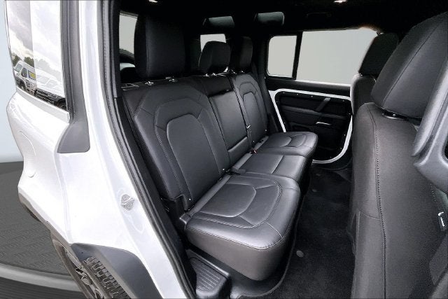 2025 Land Rover Defender S