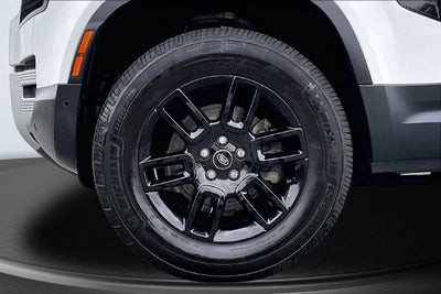 2025 Land Rover Defender S