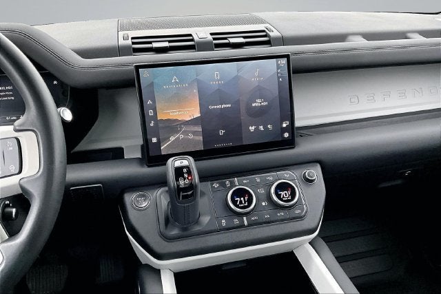 2025 Land Rover Defender S
