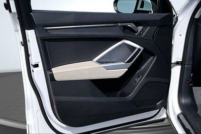 2023 Audi Q3 Premium