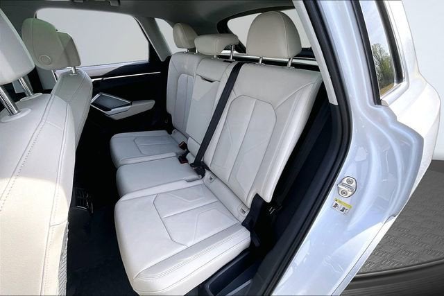 2023 Audi Q3 Premium