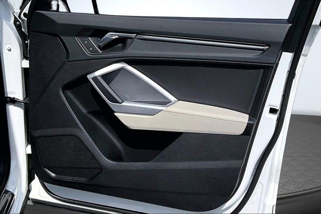 2023 Audi Q3 Premium
