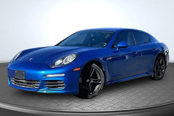 2015 Porsche Panamera 4S