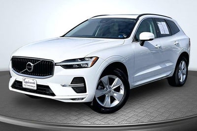 2022 Volvo XC60 Momentum