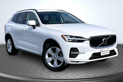 2022 Volvo XC60 Momentum