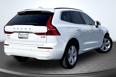 2022 Volvo XC60 Momentum